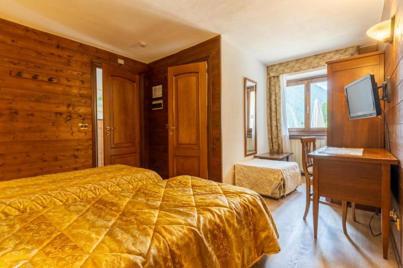 סנט-רמי-אן-בוסס Hotel Des Alpes מראה חיצוני תמונה
